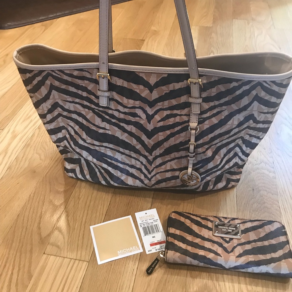 Michael Kors zebra tiger jet set tote